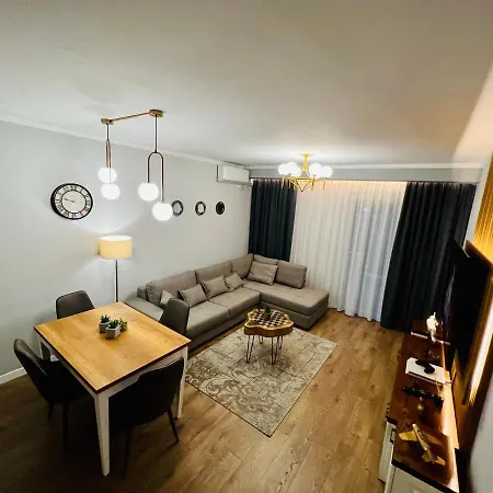Luxury טיראנה