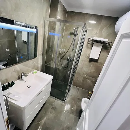 דירה Luxury טיראנה