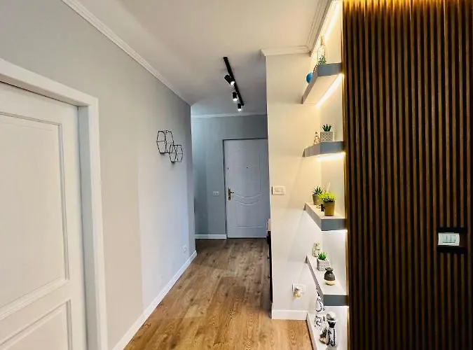 Luxury * تيرانا